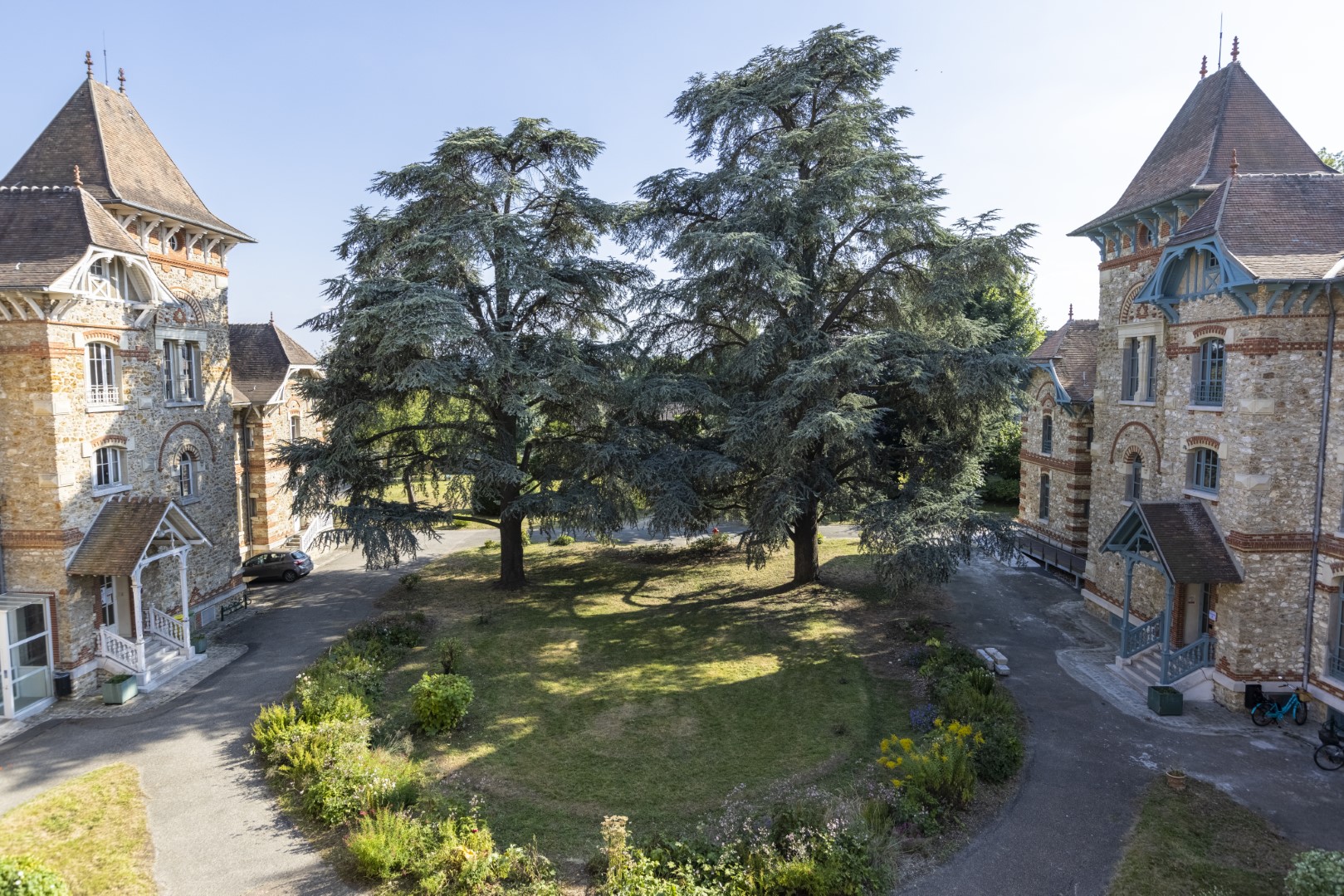 Bâtiments et espaces extérieurs du campus