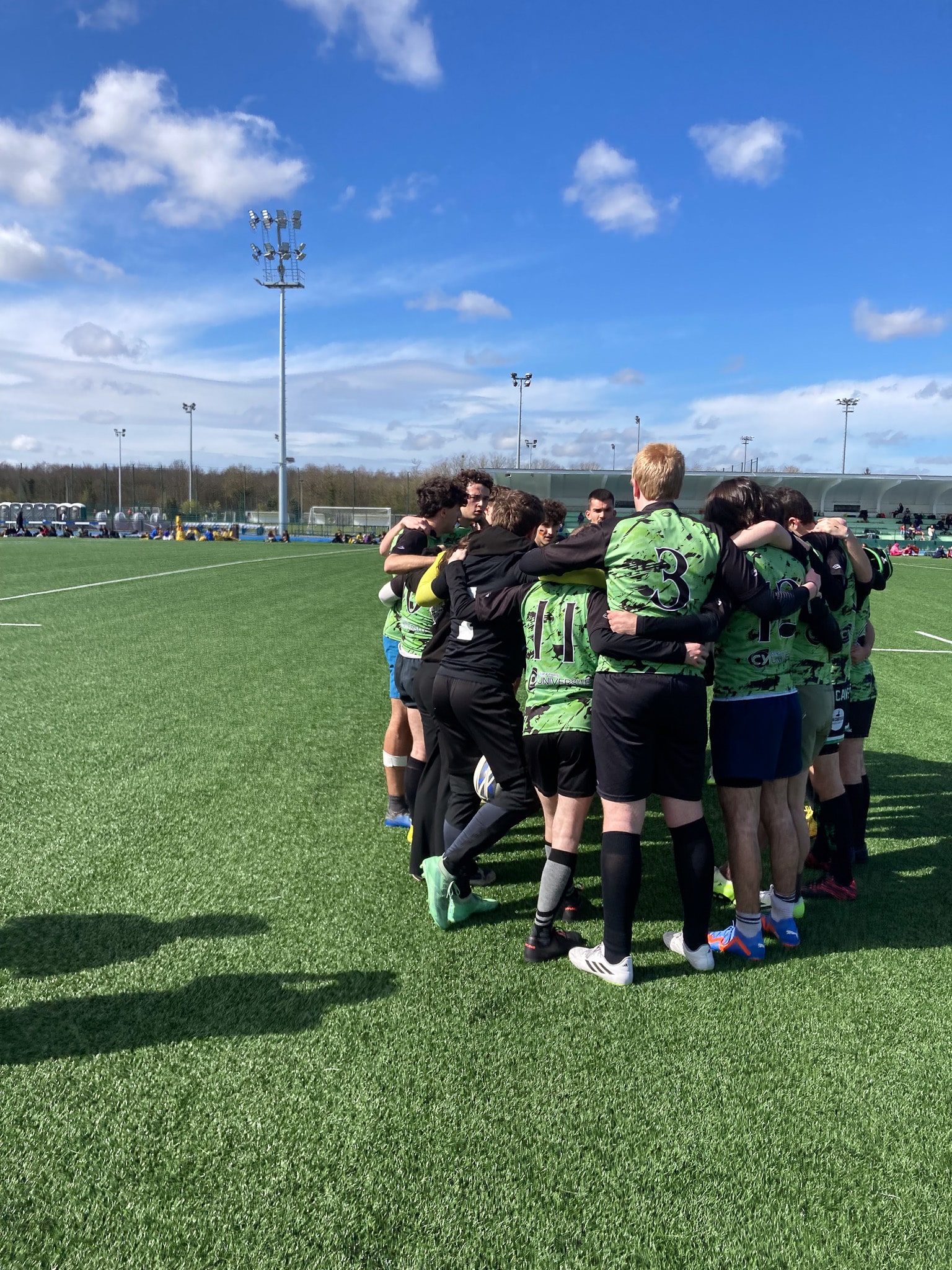 Solidarité entre Sciences Po Saint-Germain-en-Laye et Rennes au rugby